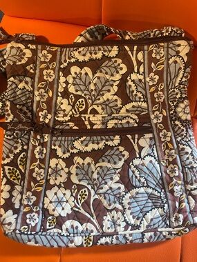 Vera Bradley Brown, Brown & Cream Quilted Floral Crossbody